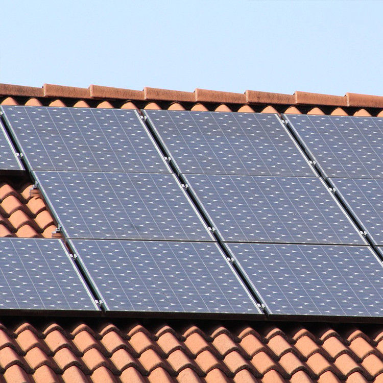 Ηλιακό πάνελ 400 W με γυάλινη επιφάνεια και 12ετή κατασκευή